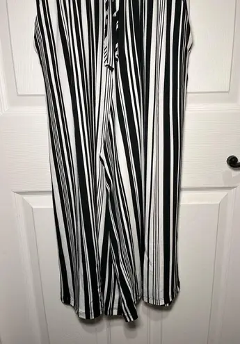 Ny Collection Jumpsuit Size Small Black White Stripes Wide Leg Cropped