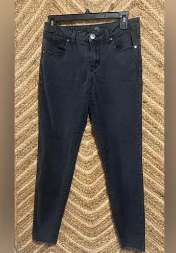 1822 Denim Women's Black Jeans Raw Hem,Women's Size 6,Skinny Jeans