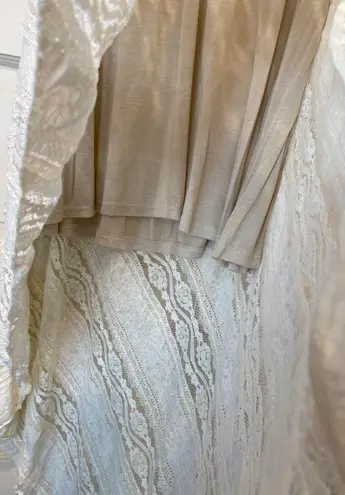 Willow & Clay Asymmetric Hem Lace Skirt