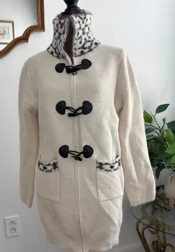 Even Women's Cream Black Toggle Front Pockets Knit Cardigan Sweater
