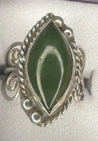 Green Chalcedony Gemstone 925 Sterling Silver Vintage Ring Size 5