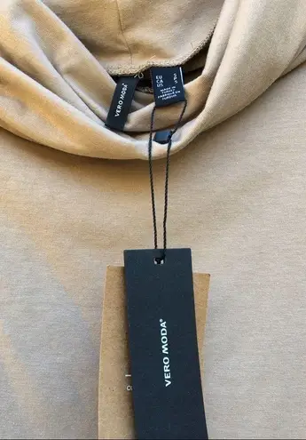 VERO MODA NWT Tan/Silver Mink Panda Off The Shoulder Long Sleeve Top Size Small