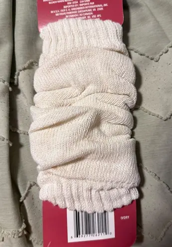 Juncture Women's Cream Leg Warmers