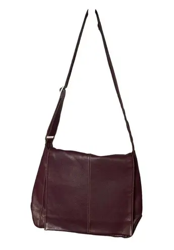 Levenger Shoulder Bag Large Medium Maroon Burgundy Fold Over Chic Purse Saddle
