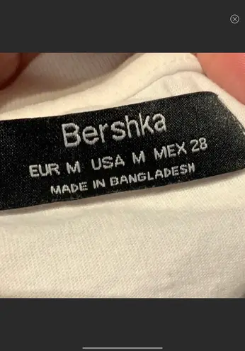 Bershka London Crew Neck Tee Medium