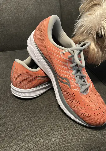 Saucony  Running Shoes thumbnail 1