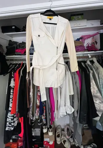 St. John collection cream wrap zip up lightweight jacket 4