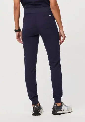 FIGS  | Zamora 6-Pocket Jogger Scrub Pants in Navy Sz Small