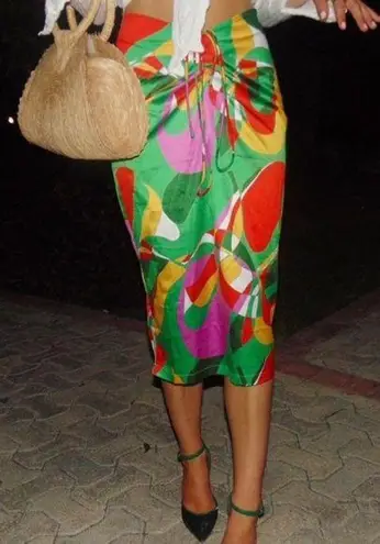 With Jean Naomi Satin Midi Skirt Geo Print Green Large