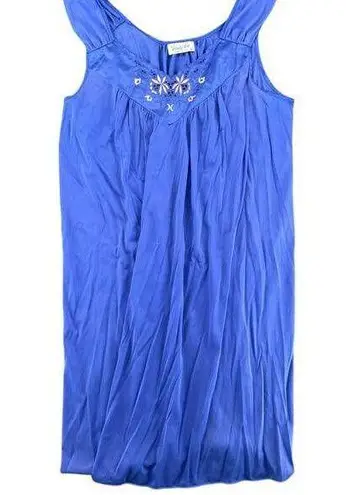 Vanity Fair Vintage 1970s Purple Embroidered Nightgown Medium Lace Floral