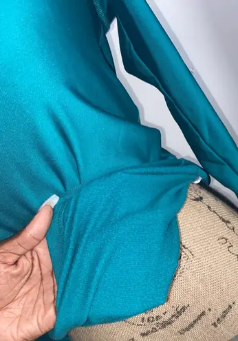 Layer 8 Performance Turquoise Long-sleeve Top
