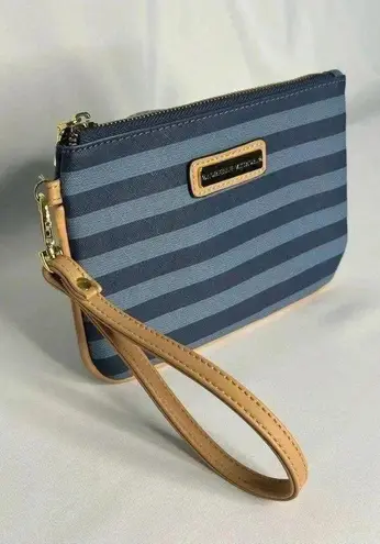 Adrienne Vittadini Wristlet Blue Women's Wallet Clutch (618)