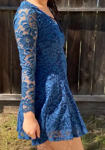 Navy blue lace dress forever 21 hotsell