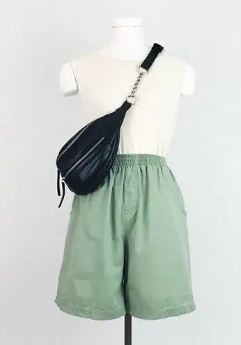 Vintage 100% Cotton Shorts in Light Green | Size S