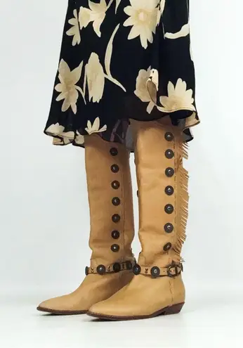 Vintage Western Fringe Medallion Knee