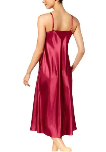 Thalia Sodi Velvet Trimmed Nightgown