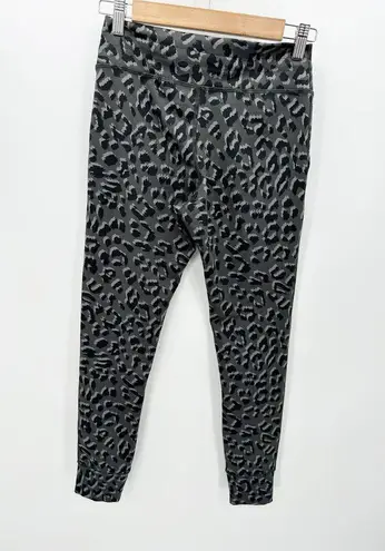 Offline By Aerie Green Cheetah Animal Print Stretch Joggers Women's Size Medium Gray