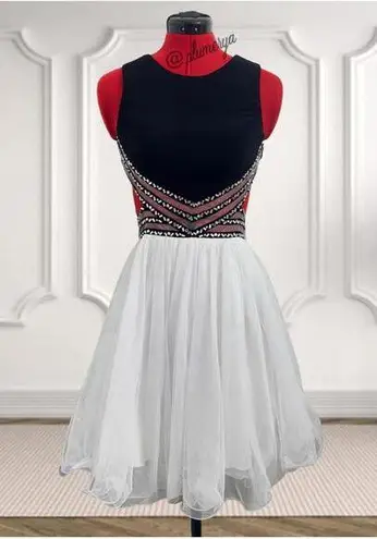 Blondie Nites Blonde Nites Backless Mini Cocktail Prom Homecoming Dress Size 3