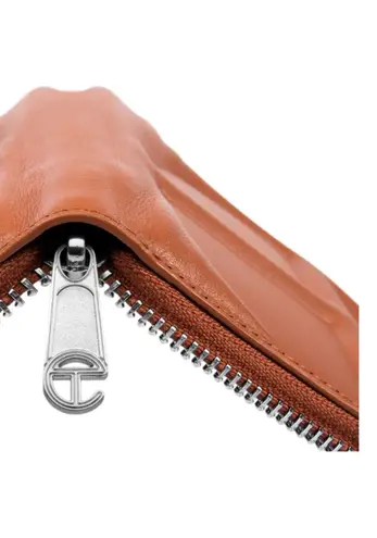 Telfar Wallet Tan - Image 4