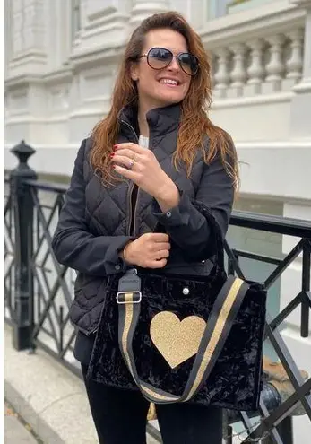 NWT Quilted Koala Crushed Velvet Midi East West Bag w/ Gold Glitter Heart Strap Black