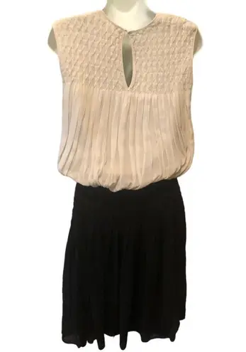 L'Agence L’AGENCE Silk Chiffon Textured Pleated Midi Dress Sz.4 Sleeveless Pin-tucks Grey