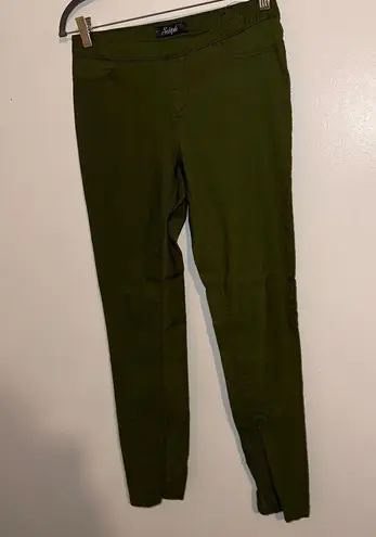South Pole Vintage Super Stretch Olive Green Colored Pants size Large