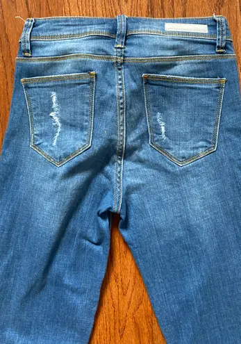 Cello distressed rugged blue jeans. Size 3- juniors