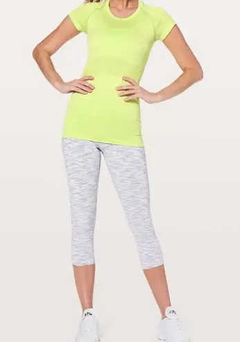 Lululemon  Swiftly Tech Short Sleeve Crew Lucid Lime / White Size 2