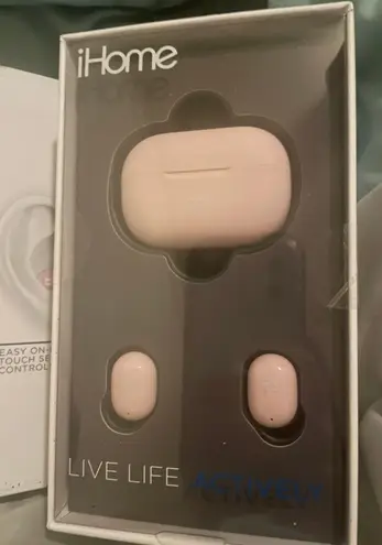 iHome Ear Buds