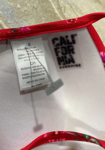 California Sunshine Beach Pool Cute Top Bras Size Small (Just the Top)