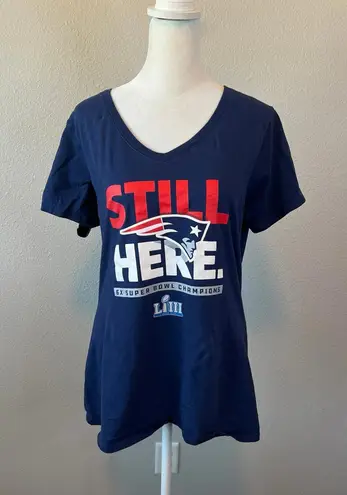 Fanatics NFL NE Patriots Superbowl Graphic TShirt Blue Size Large *Flaw