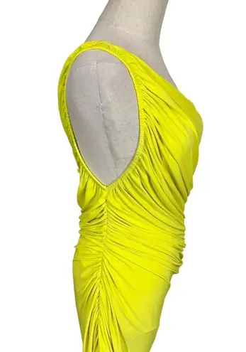 Norma Kamali  Diana Gown One Shoulder Ruched Bodycon Maxi Dress in Starfruit