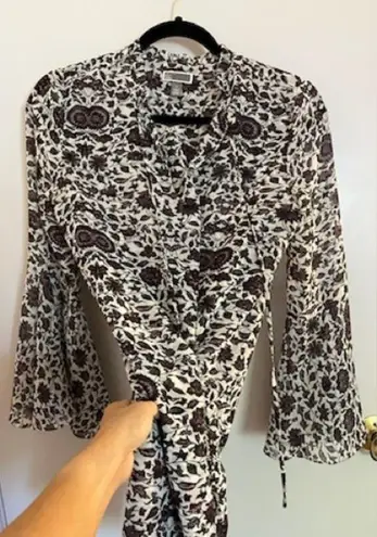 Chelsea28 shift dress long bell sleeve v-neck floral print lightweight