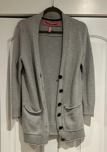 Knitted dove Gray Knit Cardigan Sweater size medium
