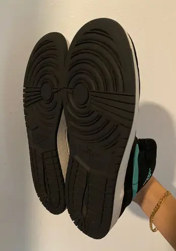 Jordan Air  1 Retro High BG ‘Hyper Jade’