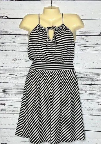 Elle NWT Size XS Black & White Stripe High Neckline Keyhole Fit & Flare Dress
