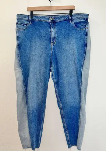 Hollister Vintage Stretch Two Toned Ultra High Rise Vintage Relaxed Mom Jean