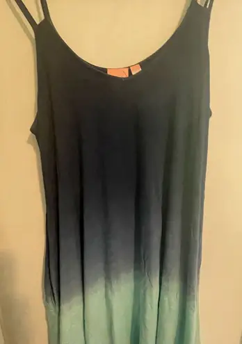Boat House tie dye dress. Size medium. Island Life. Cover Up. Sun. Swim. Blue