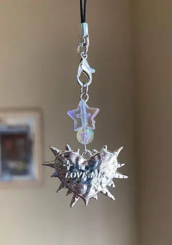 Handmade grunge street funky y2k style spike “LOVE ME” heart phone charm/bag accessory/keychain/car display🌿✨