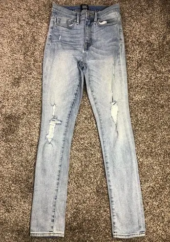 BDG  Urban Outfitters Women’s Twig High Rise Distressed Jeans Size 25