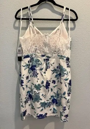 CITY STUDIO 11 Floral Bodycon Cocktail Party Dress Blue White Size undefined