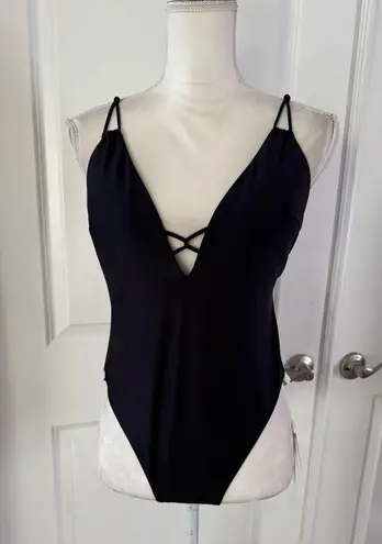 Milly CABANA Solid Carvico Vita Deep V One Piece Black. MSRP $295. Size M