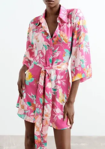 ZARA sarin effect floral kimono waist tied dress