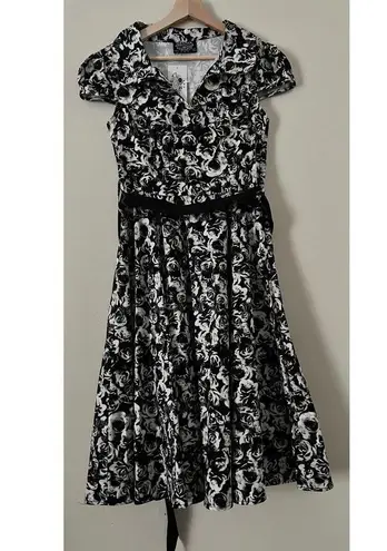 Hearts & Roses Black Black Cream Rose Tea Dress Floral Retro Newsprint Swing Size 10