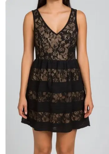 Candalite NWT Black Lace Overlay Nude Lined Sleeveless Fit & Flare Party Dress