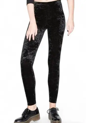 Versona Black Crushed Velvet Pants – Size Medium