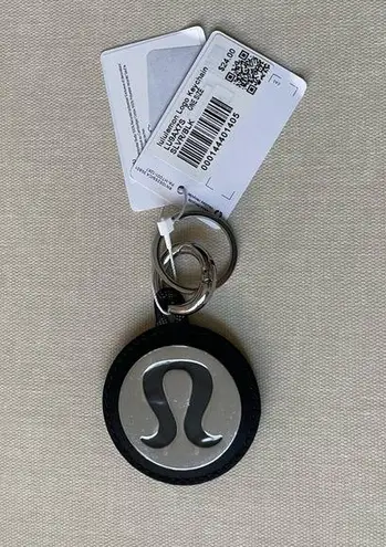 Lululemon Logo Keychain - Silver/Black