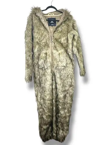 ONEPIECE NWOT Good Hair Day Brown Faux