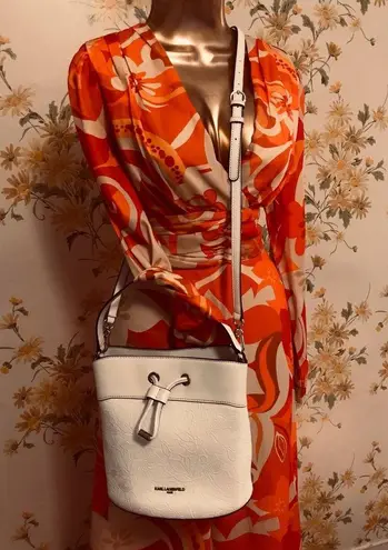 Karl Lagerfeld Paris Adele Bucket bag in off white