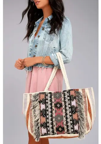 Evelyn K New York Wool Cotton Bohemian Raga Bonita Beaded Fringe Tassel Tote Bag